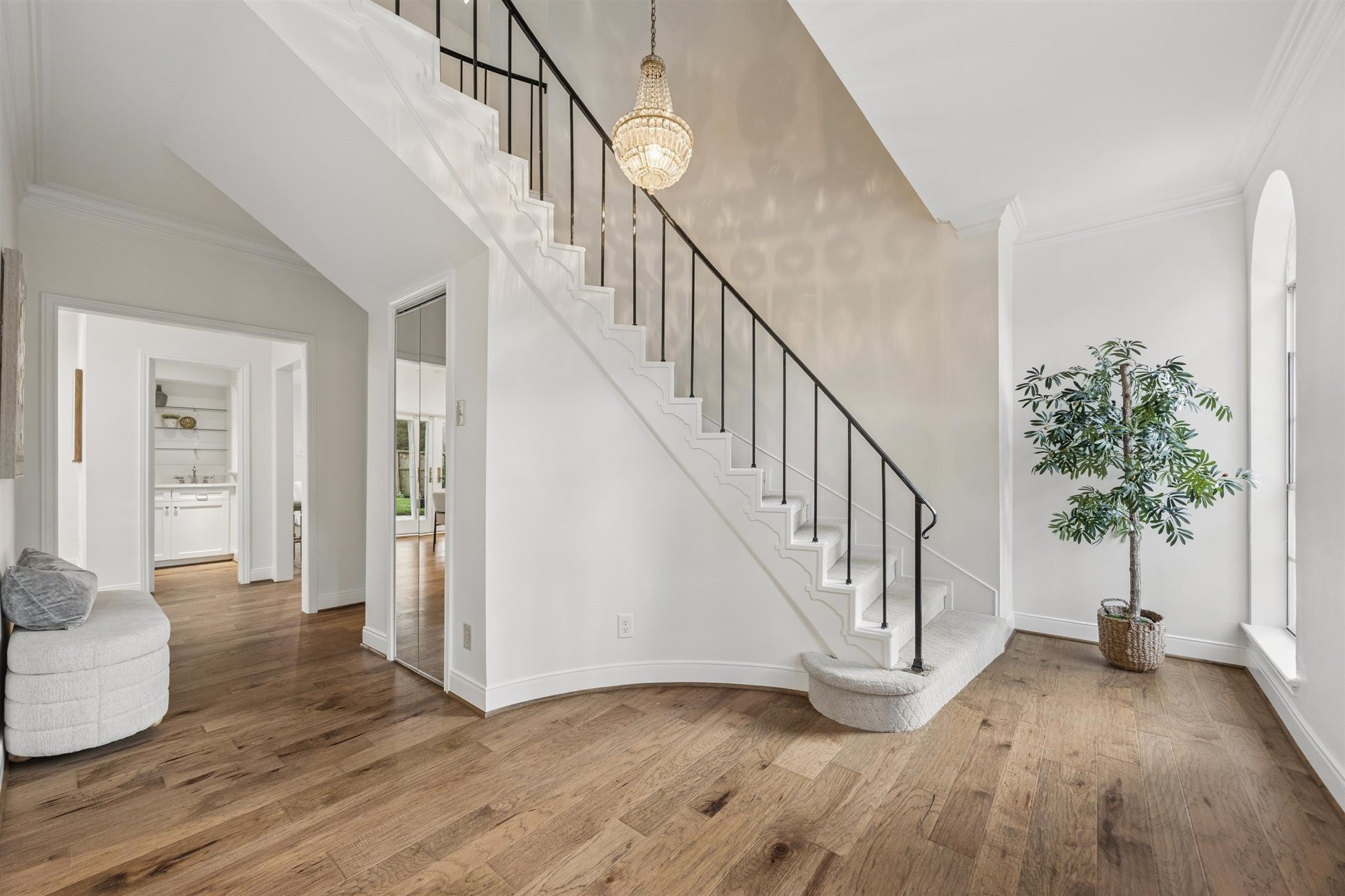 11903 Stoney Ridge Lane Houston, TX 77024 - Photo 10 of 44 Inviting foyer with curved staircase