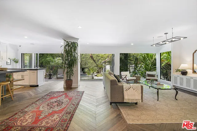 $4,295,000 | 1041 North Orlando Avenue, West Hollywood, CA 90069