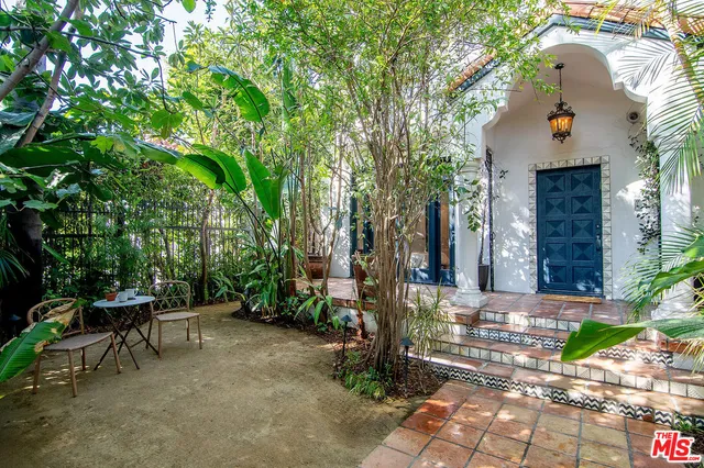 $4,295,000 | 1041 North Orlando Avenue, West Hollywood, CA 90069