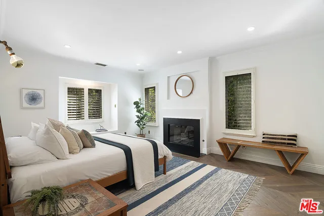 $4,295,000 | 1041 North Orlando Avenue, West Hollywood, CA 90069