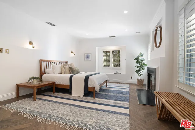 $4,295,000 | 1041 North Orlando Avenue, West Hollywood, CA 90069