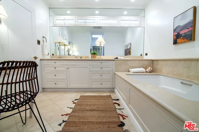 $4,295,000 | 1041 North Orlando Avenue, West Hollywood, CA 90069