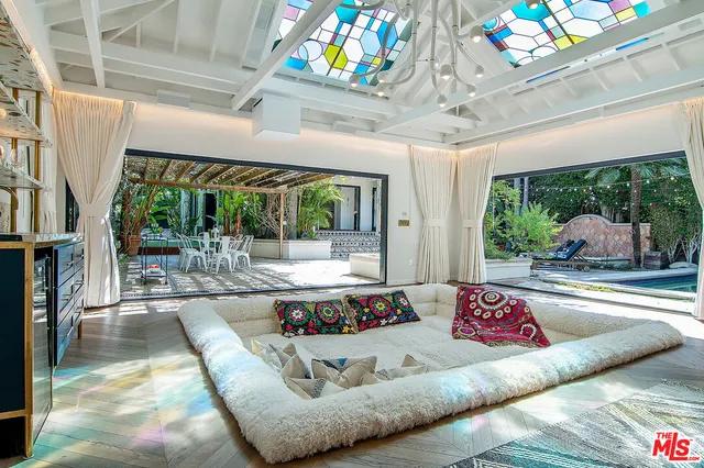 $4,295,000 | 1041 North Orlando Avenue, West Hollywood, CA 90069