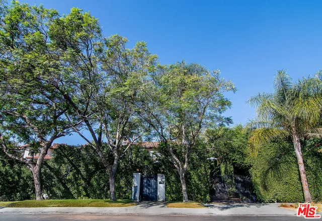 $4,295,000 | 1041 North Orlando Avenue, West Hollywood, CA 90069