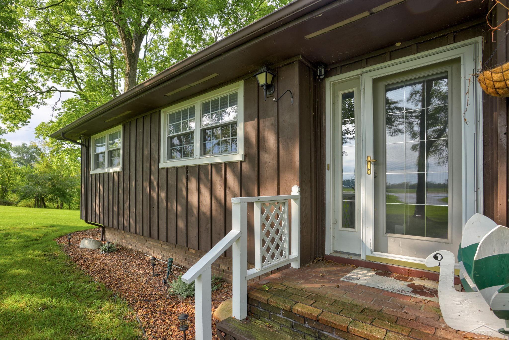 6315 Midland Road Freeland, MI 48623 - Photo 6 of 98 50117588-5.JPG