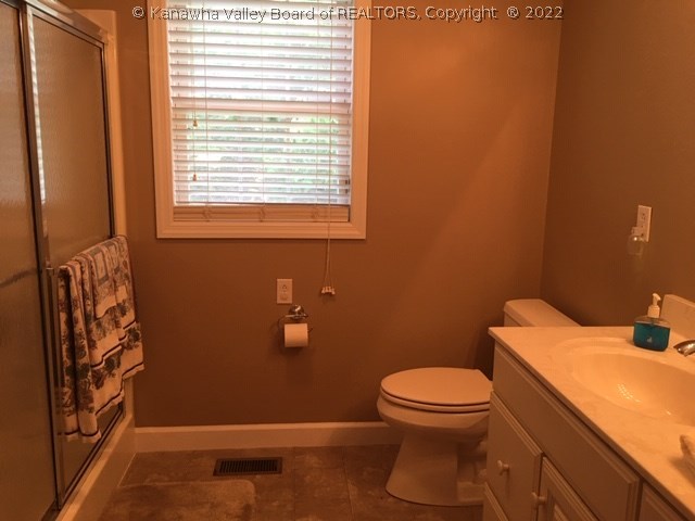 907 Laurel Road Charleston, WV 25314 - Photo 9 of 29 Gallery Image 9