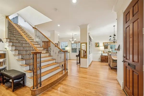 $4,950 | 4026 Villanova Street, Houston, TX 77005