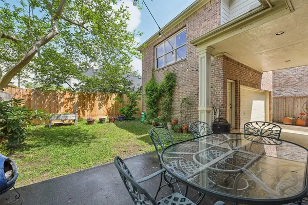 $4,950 | 4026 Villanova Street, Houston, TX 77005