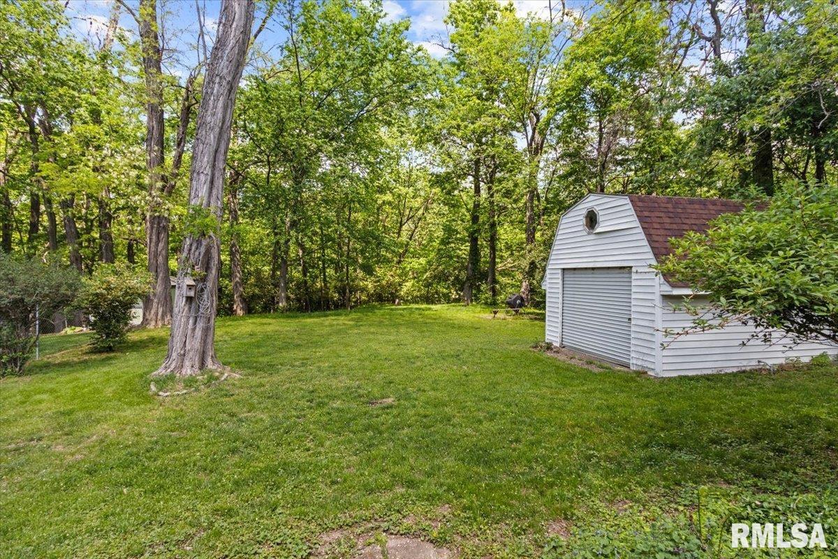 105 Beloit Road Marquette Heights, IL 61554 - Photo 29 of 32 Gallery Image 29