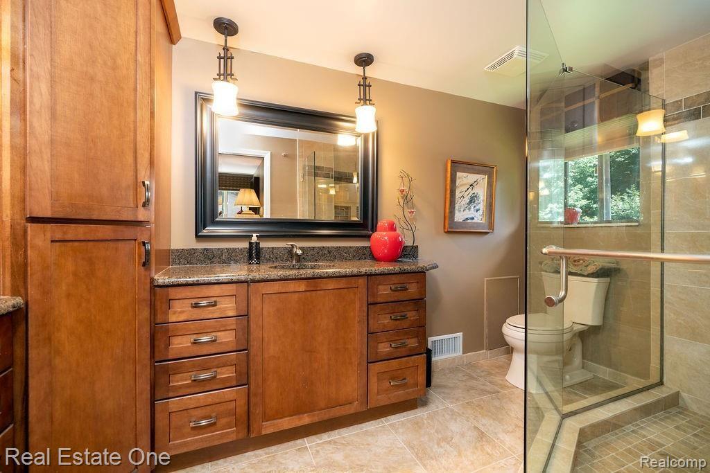 875 Leinster Road Rochester Hills, MI 48309 - Photo 23 of 29