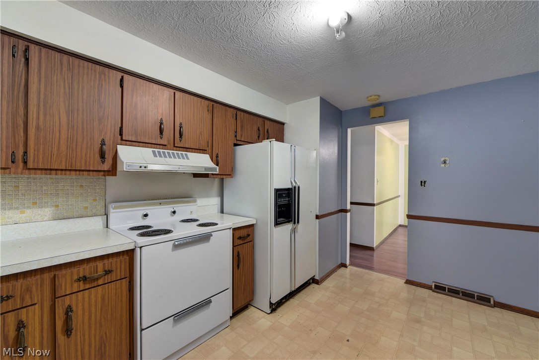 14461 Triskett Road Cleveland, OH 44111 - Photo 9 of 22 Gallery Image 9