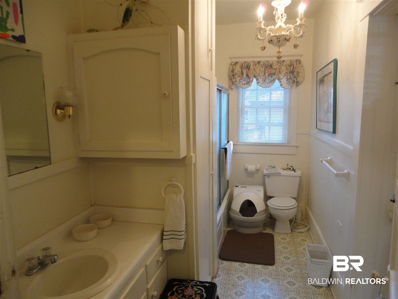51 South Church Street Fairhope, AL 36532 - Photo 18 of 27 Hall Bath