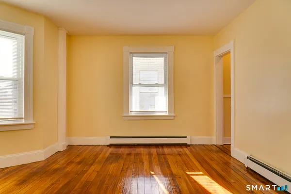 $2,600 | 303 Millville Avenue, Naugatuck, CT 06770