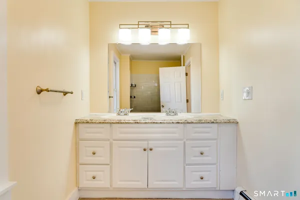 $2,600 | 303 Millville Avenue, Naugatuck, CT 06770