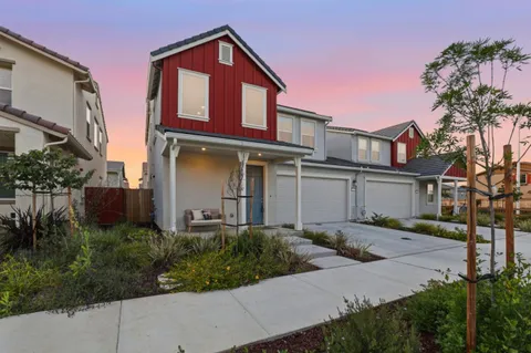 $1,099,000 | 1619 Santiago Court, Gilroy, CA 95020