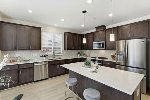 $1,099,000 | 1619 Santiago Court, Gilroy, CA 95020