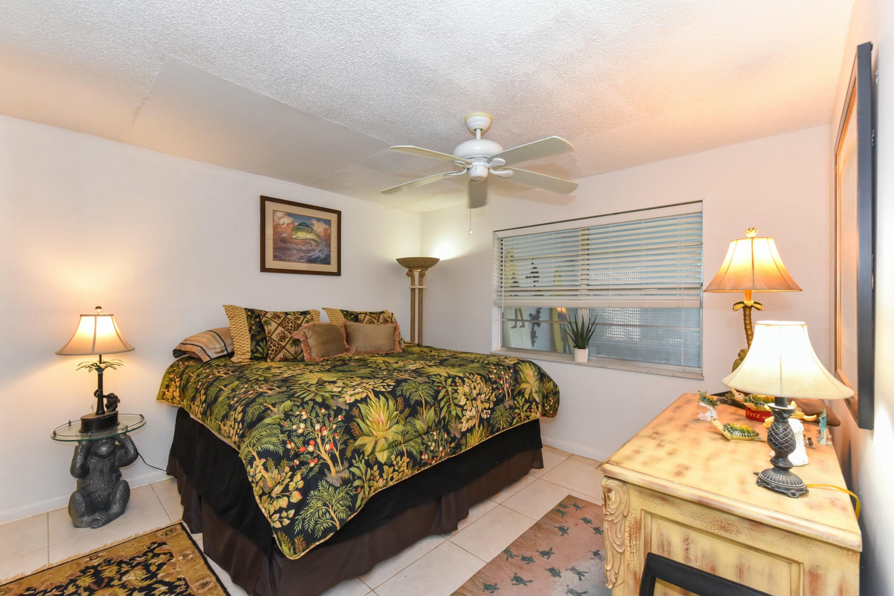 1999 Southwest Palm City Road, Unit B Stuart, FL 34994 - Photo 19 of 53 tempImageqdNIrj