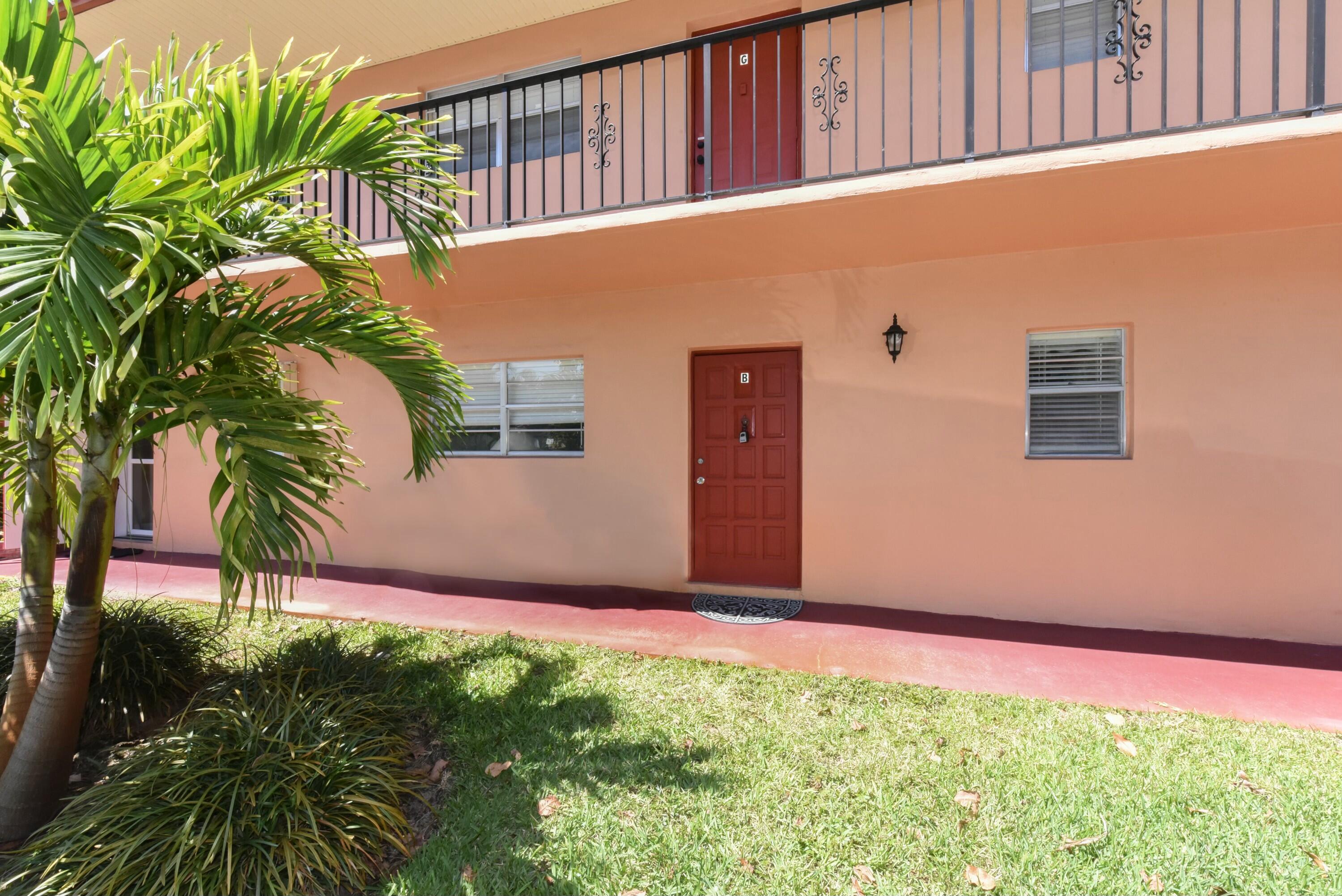1999 Southwest Palm City Road, Unit B Stuart, FL 34994 - Photo 3 of 53 tempImagedUn5h5
