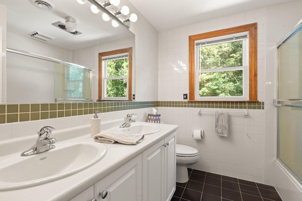 80 Hampton Road Sharon, MA 02067 - Photo 22 of 28