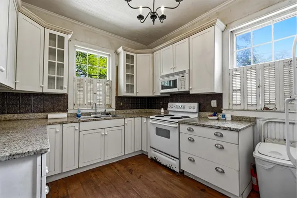 $749,000 | 930 Highmarket Street, Georgetown, SC 29440