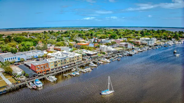 $749,000 | 930 Highmarket Street, Georgetown, SC 29440