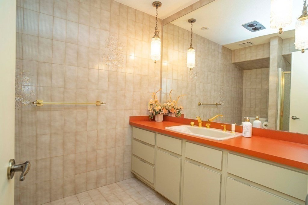7 Hoosic Drive Canton, MA 02021 - Photo 20 of 32