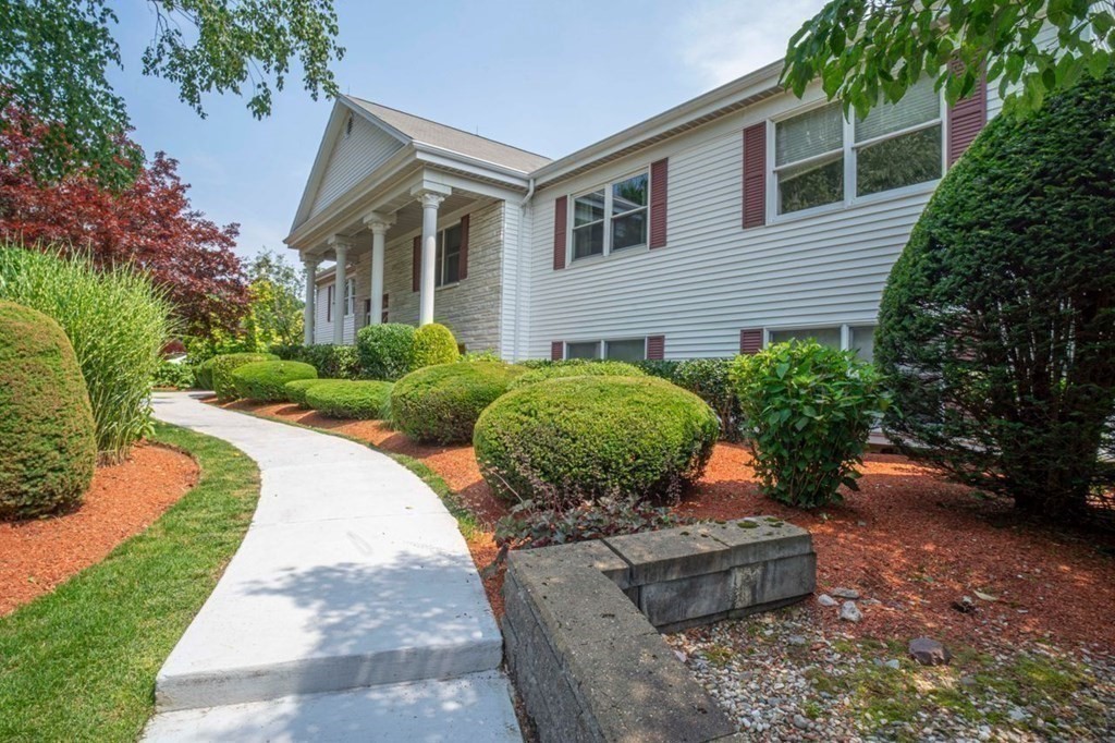 7 Hoosic Drive Canton, MA 02021 - Photo 4 of 32