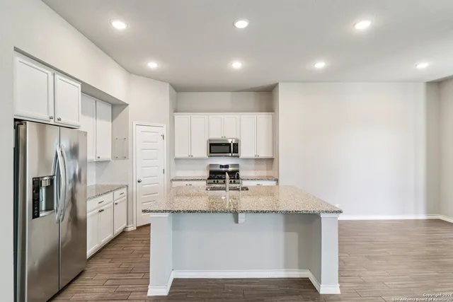 $2,850 | 10208 High Noon Drive, San Antonio, TX 78254