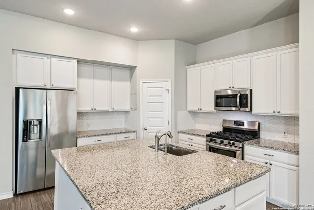 $2,850 | 10208 High Noon Drive, San Antonio, TX 78254