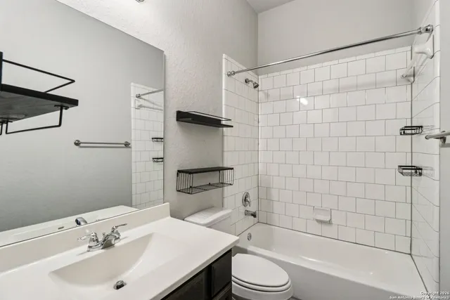 $2,850 | 10208 High Noon Drive, San Antonio, TX 78254