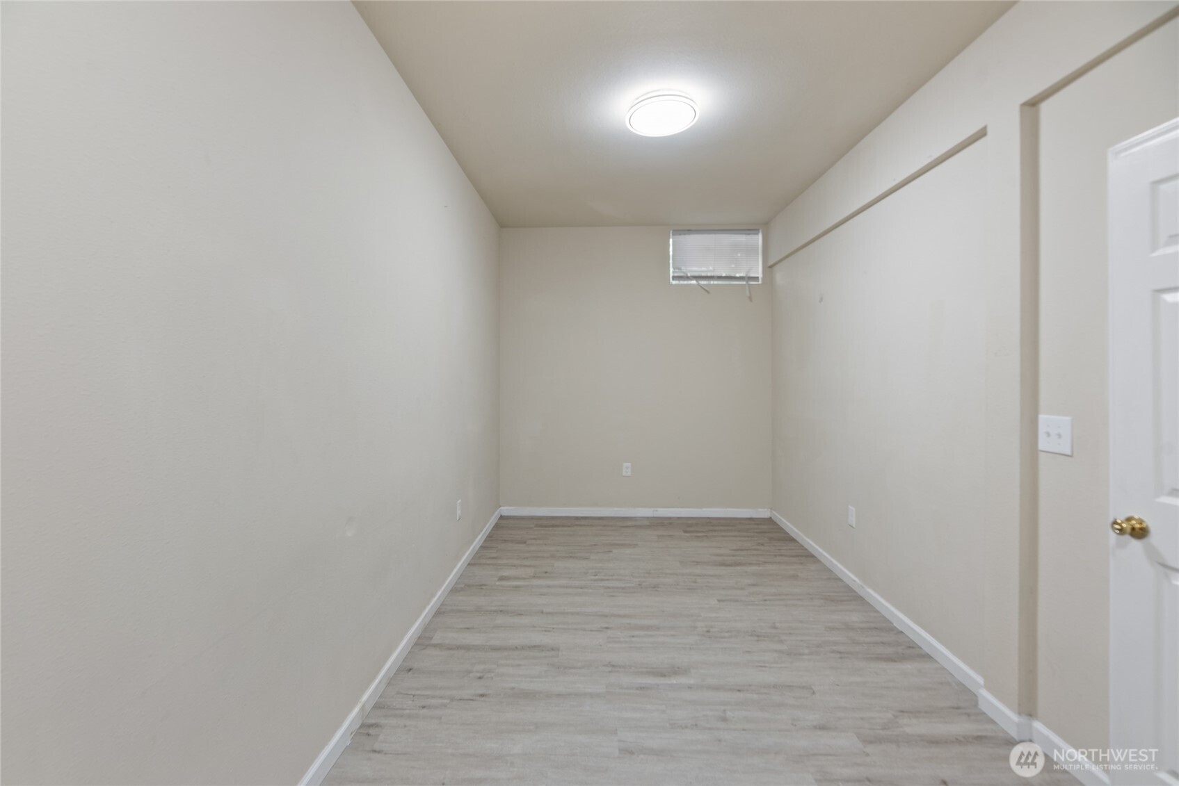 10606 68th Place South Seattle, WA 98178 - Photo 25 of 31 a view of hallway with wooden floor