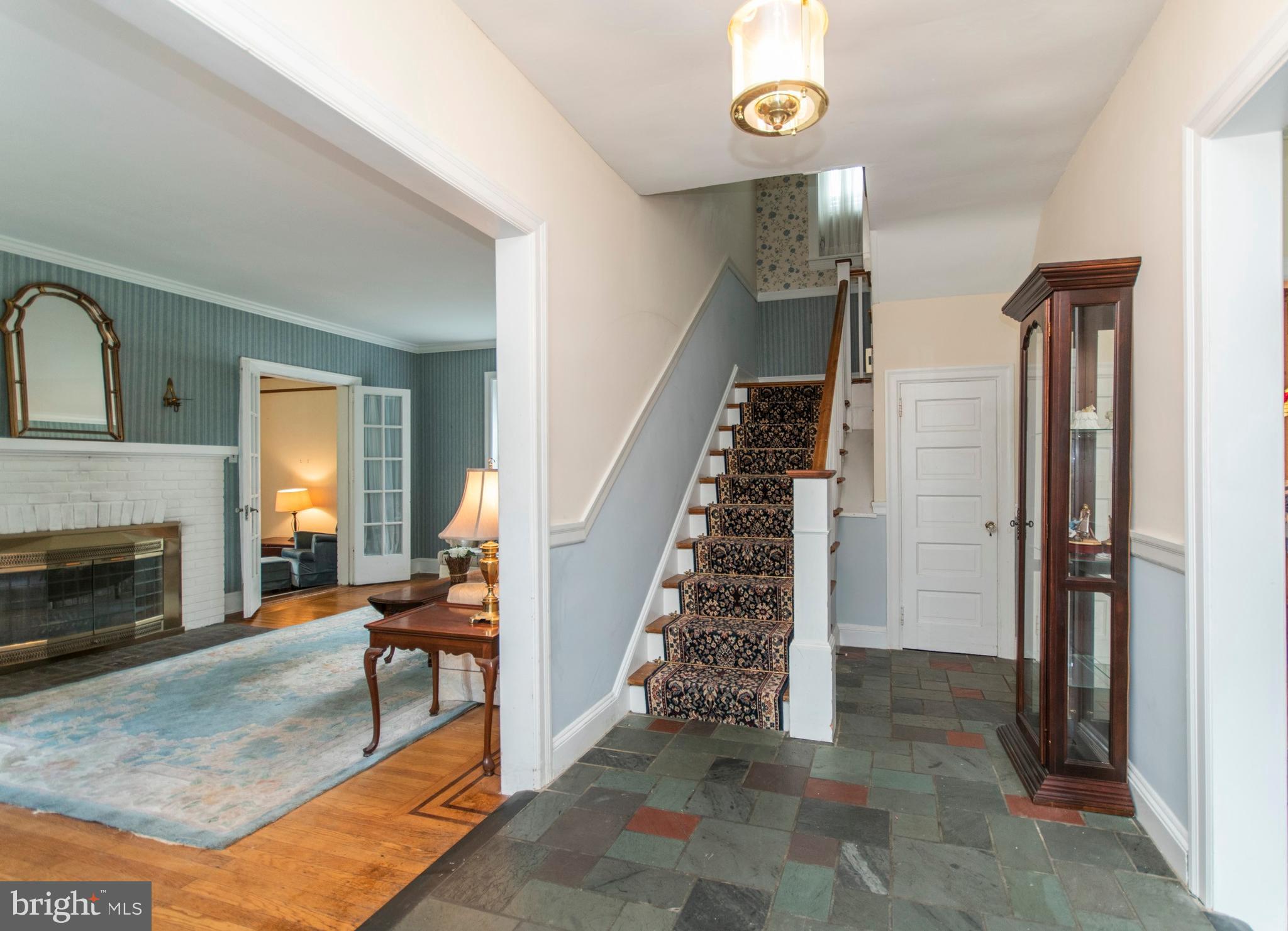 139 Township Line Road Jenkintown, PA 19095 - Photo 5 of 17 Foyer