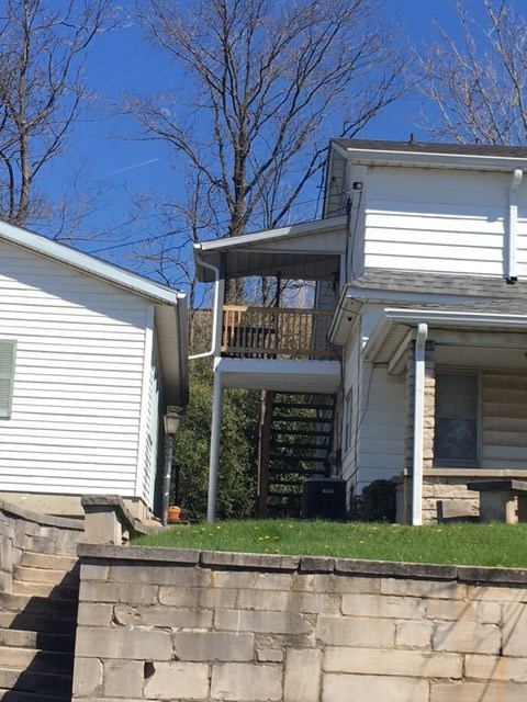 403 East 3rd Street Bloomington, IN 47408 - Photo 4 of 5