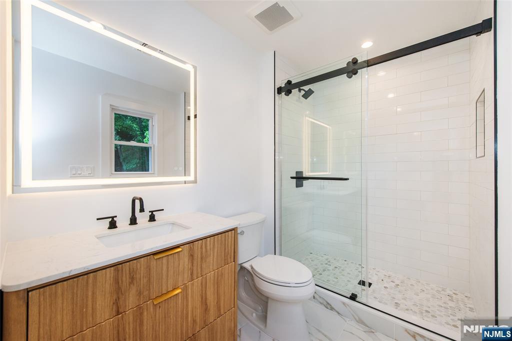 13 Arverne Road West Orange, NJ 07052 - Photo 15 of 23