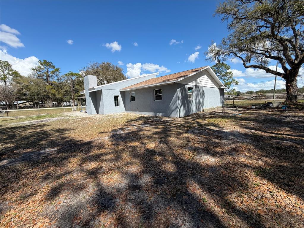 1440 Walker Road Lakeland, FL 33810 - Photo 7 of 78 Gallery Image 7