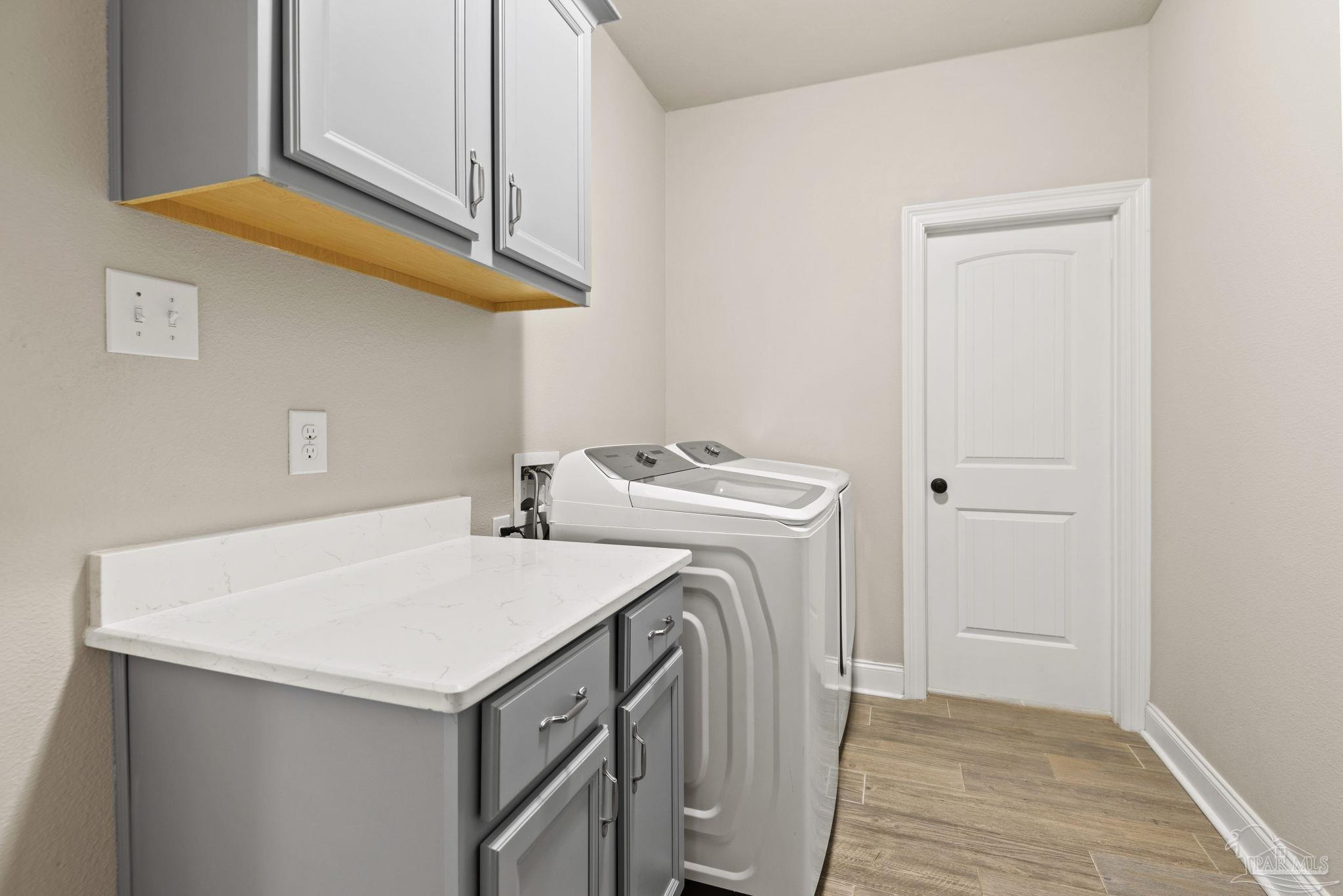 5912 Walter Franklin Road Pensacola, FL 32526 - Photo 46 of 51 a utility room with dryer and washer