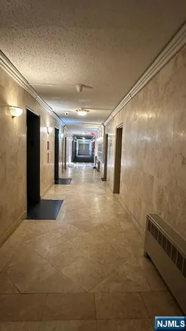 $1,350 | 2337 Hudson Terrace, Unit B14, Fort Lee, NJ 07024