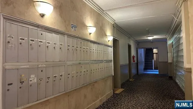 $1,350 | 2337 Hudson Terrace, Unit B14, Fort Lee, NJ 07024