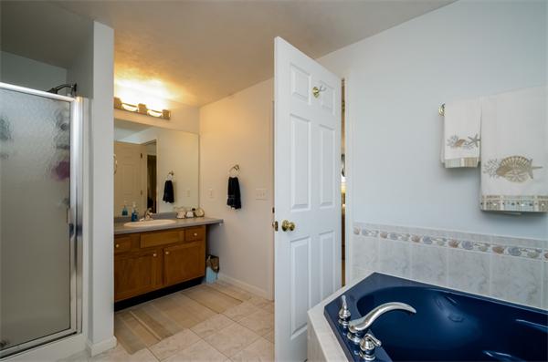 6 Nixon Road Hudson, MA 01749 - Photo 9 of 15 Gallery Image 9
