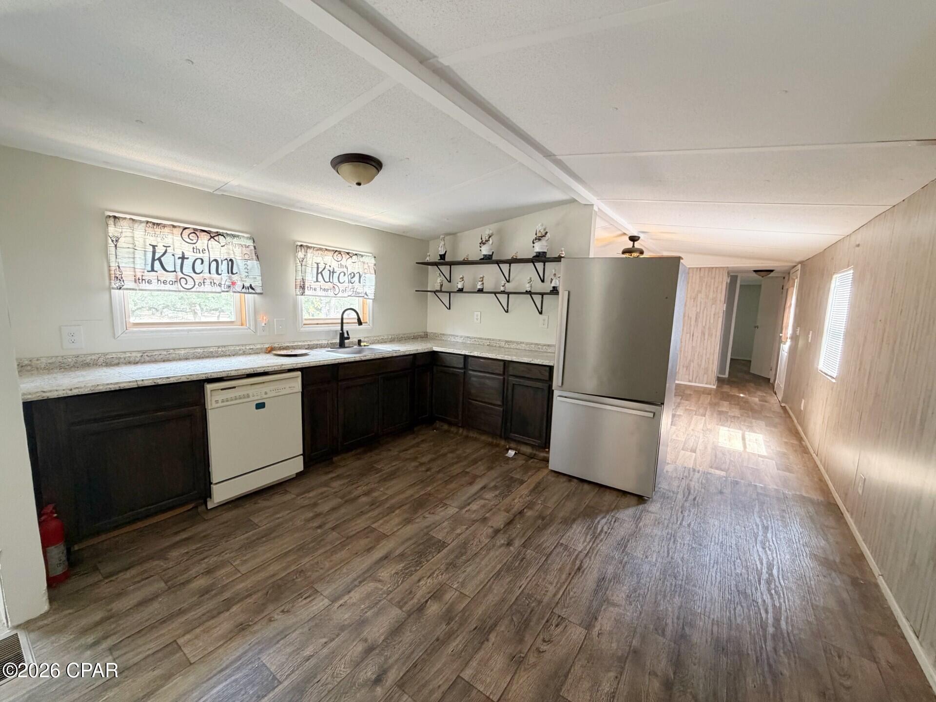 4304 Thunder Road Sneads, FL 32460 - Photo 11 of 27