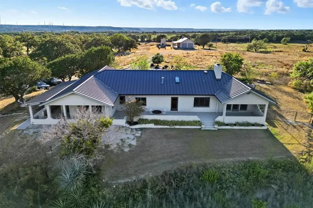 $1,600,000 | 1225 County Road 280, Tuscola, TX 79562