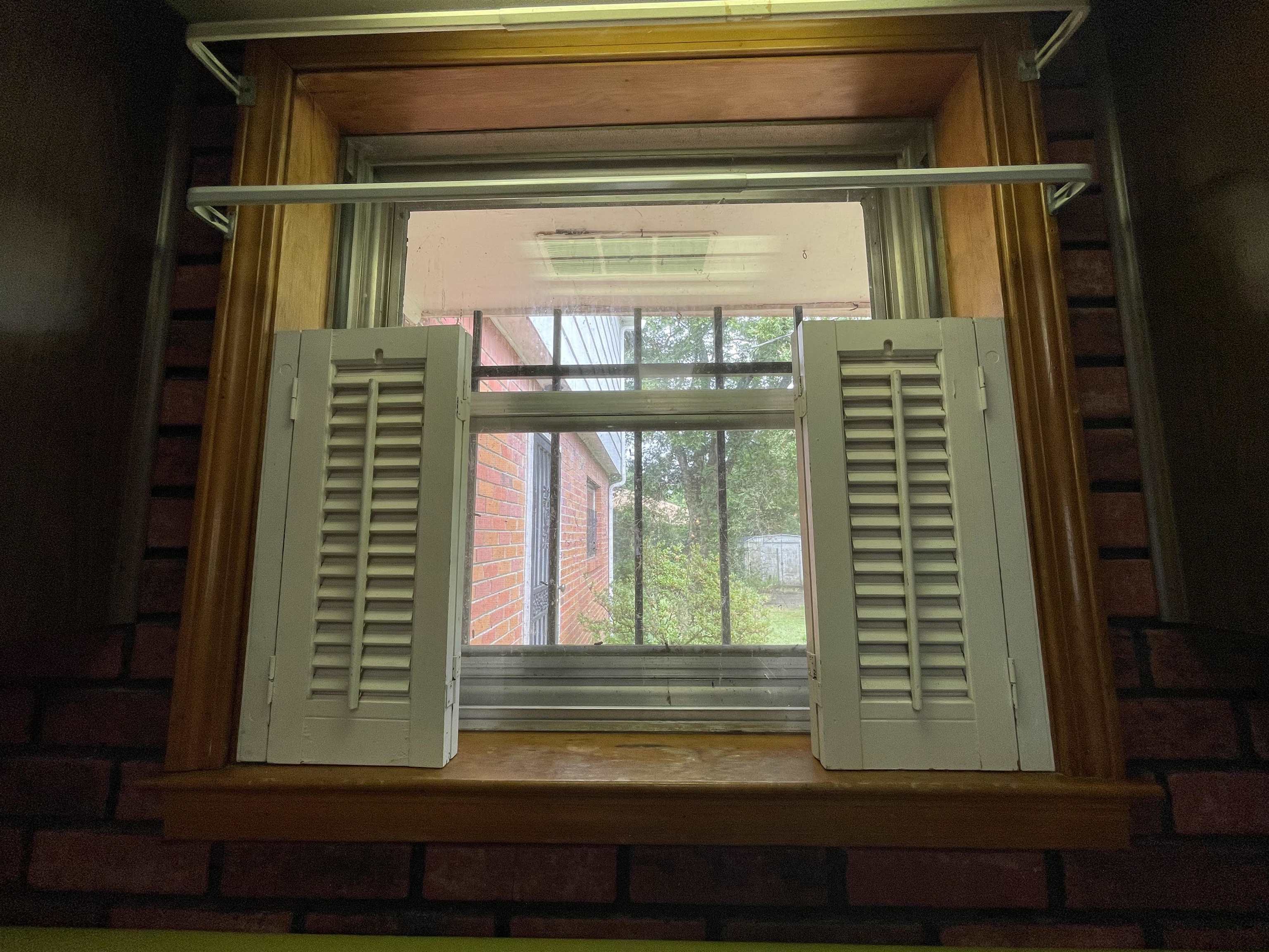 4857 Millbranch Road Memphis, TN 38116 - Photo 17 of 31 View of room details