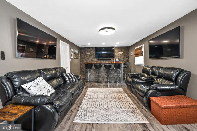 $449,900 | 3802 Brookfield Avenue, Wilmington, DE 19803