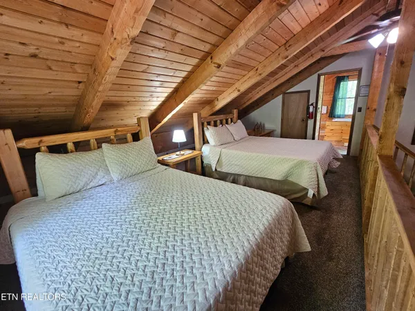 $500,000 | 519 Picadilly Lane, Gatlinburg, TN 37738