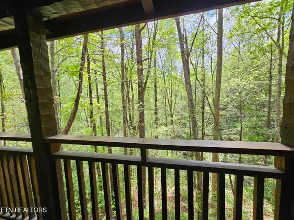 $500,000 | 519 Picadilly Lane, Gatlinburg, TN 37738