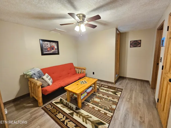 $500,000 | 519 Picadilly Lane, Gatlinburg, TN 37738