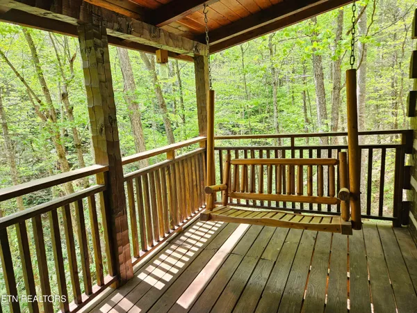 $500,000 | 519 Picadilly Lane, Gatlinburg, TN 37738