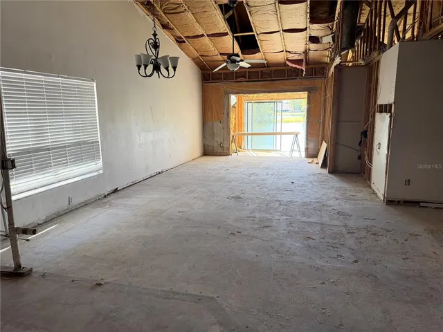 $325,000 | 282 Lakebreeze Circle, Lake Mary, FL 32746