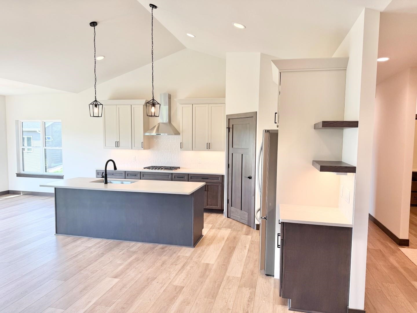 477 Foxfield Road Oregon, WI 53575 - Photo 8 of 50