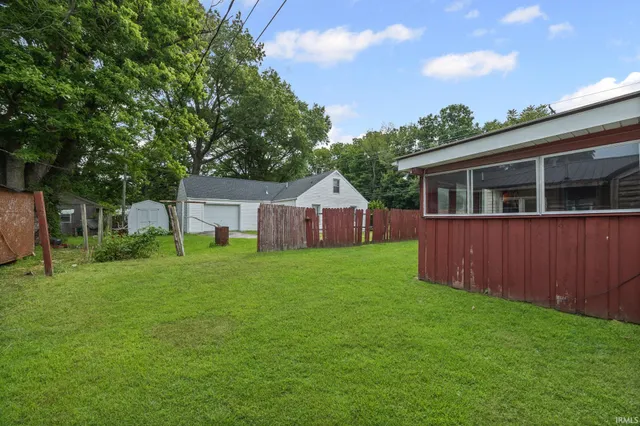 $250,000 | 201 Meadow Lane, Monticello, IN 47960